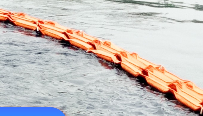 > Material: PVC. > Standard color : Yellow/Orange/Customized. > Function: Oil Spill Contain...