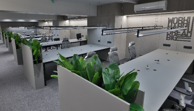 Break Free from your boring office desk and enter into an open office system with our amazing Shared...
