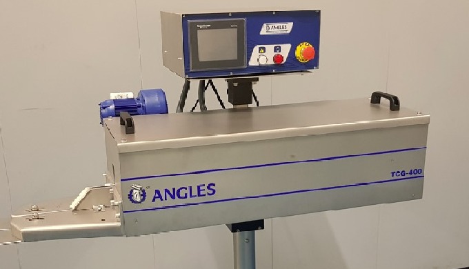 Continuous Sealing Machine For Bags And Sacks Made Of Complex Heat-Sealing Material - Mod. TCG-400