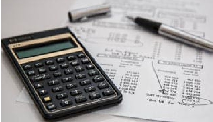 Asesoramiento empresarial integral: contabilidad, consultoria fiscal y laboral.