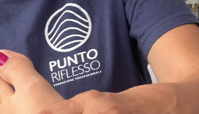 Partendo dal presupposto che noi siamo natura si avvale dell’osservazione della stessa per apprender...