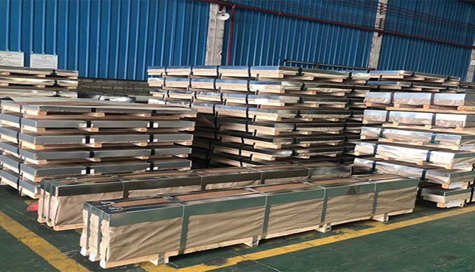 Process: hot rolled Surface: 2B, No.1, BA, pickling, blasting etc. Length: 12000mm or customized Thi...