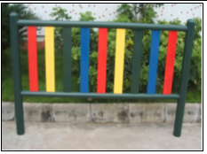 Modulo central para valla metalica de colores para zona de juegos infantil. Acabado: Sin zincar o zi...