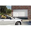 Cette porte de garage permet un gain de place considérable, aussi bien devant que dans le garage. Po...