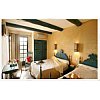 Les chambres cavalières sont équipées d’un lit double et un lit simple. (triple room). Toutes ces ch...