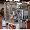 Dosage parfum :plateau tournantdosage parfum et azotesoudure opercule à chaud marquage par poinçons